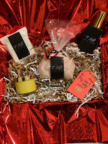 V’JNÉ Gift Set